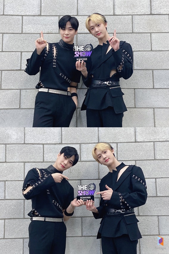 더쇼 아스트로 문빈&산하, 첫 1위..막강 유닛 파워