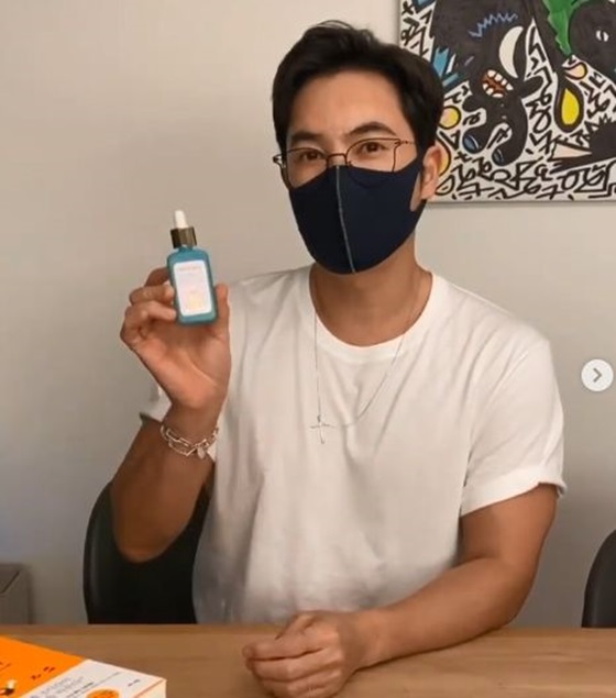 김우리, 화장품 무단 도용 논란..A사 측 부당이득 편취[스타이슈]