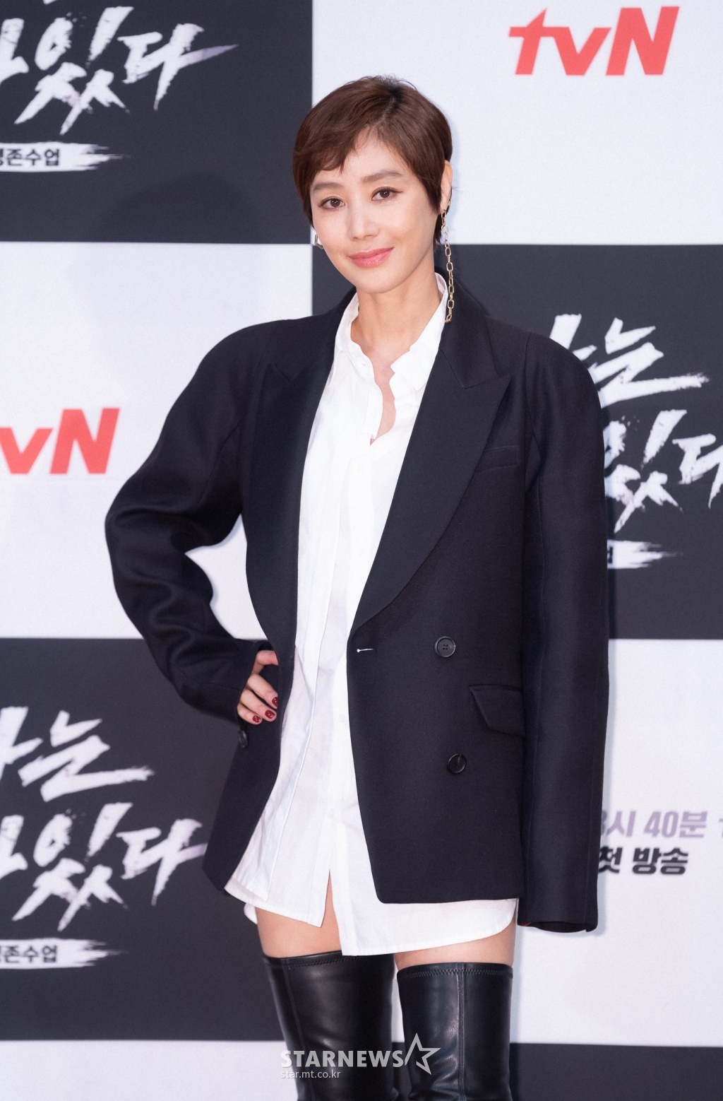 김성령 쎈언니로 변신[★포토]