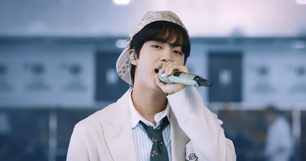 아름다운 남자의 아름다운 무대..방탄소년단 진, BBC Radio 1 믿고 듣는 김석진 라이브