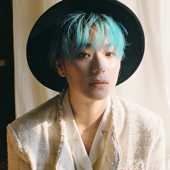 디어클라우드 나인, 새 싱글 발매 기념 새 프로필..매력적 민트 머리