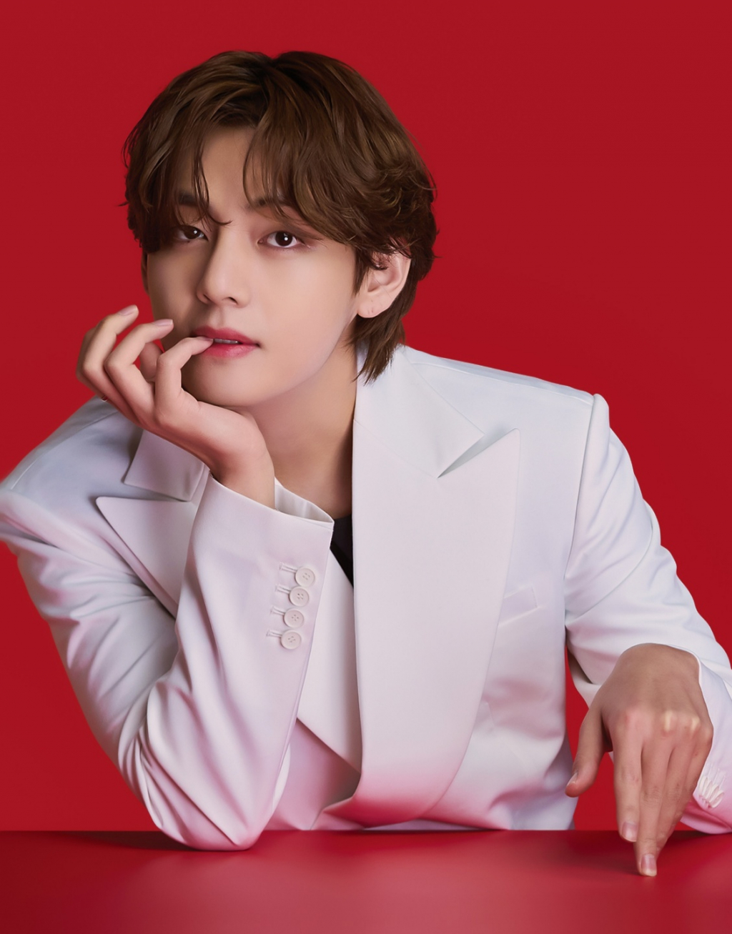 방탄소년단 뷔 에밀리, 파리에 가다 릴스..릴리 콜린스도 화답