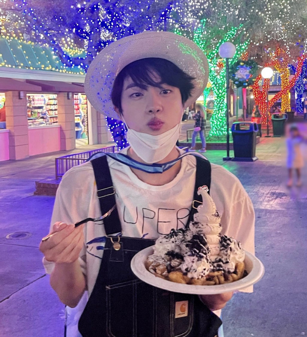 인기도 SUPER! 방탄소년단 진 슈퍼 참치 유튜브 4000만뷰 돌파