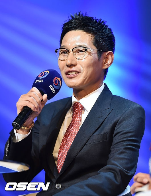 [공식발표] 염경엽 LG 감독 선임 확정, 3년 총액 21억원