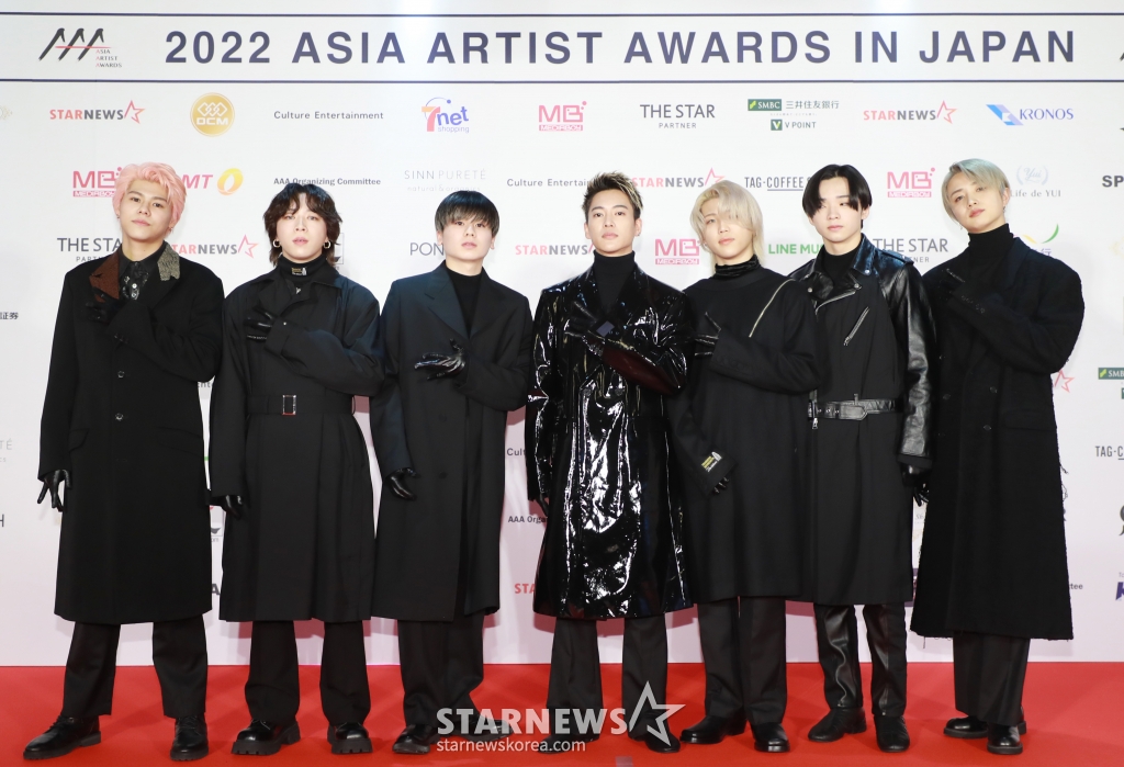비퍼스트 넘치는 카리스마[AAA 스페셜 포토]