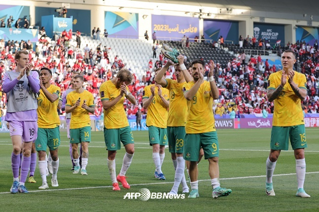 손흥민 9년 전 이 모습 다시 한 번... 호주전 설욕, 압박 축구에 달렸다