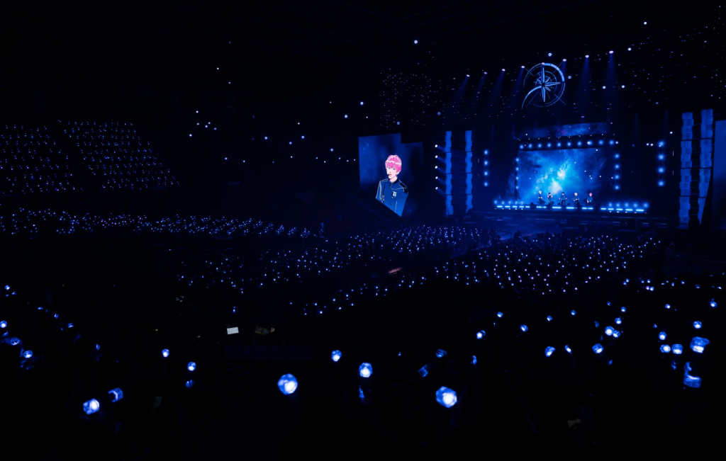 플레이브 첫 팬콘서트 성공적..우리 역사의 한 페이지 감동[종합]