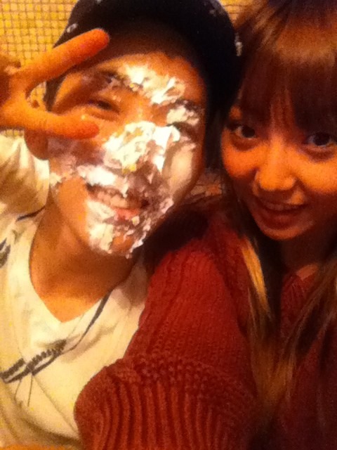 2am赵权生日照+脸上满是奶油与miss