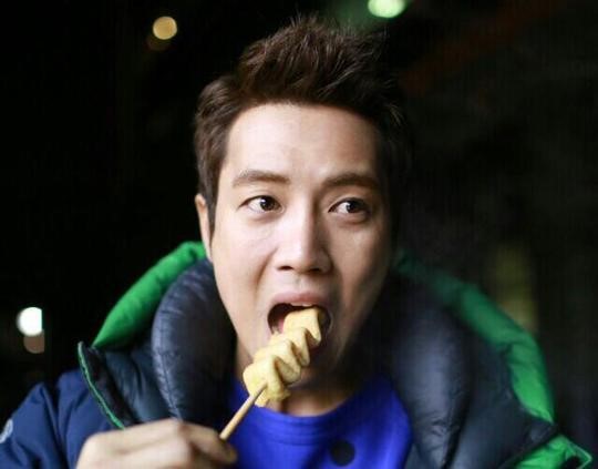 훈훈하게 잘생긴 30대후반 남자배우 | 인스티즈