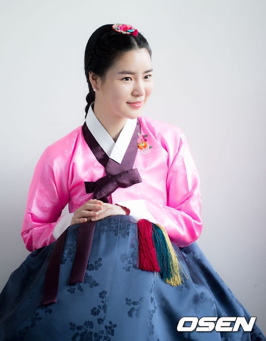 [사진]임지연, 한복 자태 곱다
