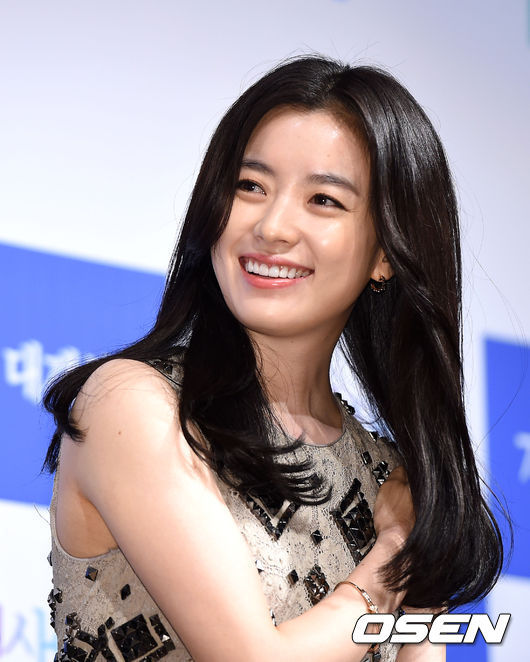 뷰티 인사이드 백 감독 한효주, 자판기 같은 배우