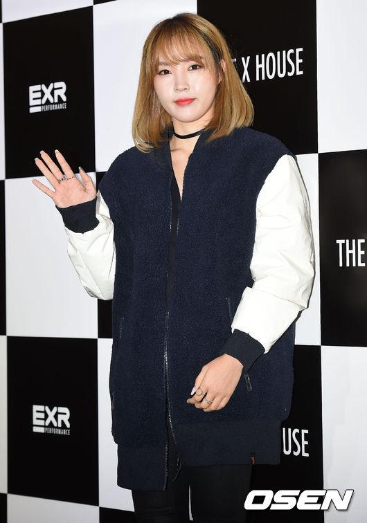 [사진]전지윤,랩하다 가로수길 찾았어요