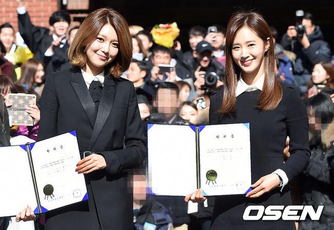 [사진]소녀시대 수영-유리,캠퍼스 여신