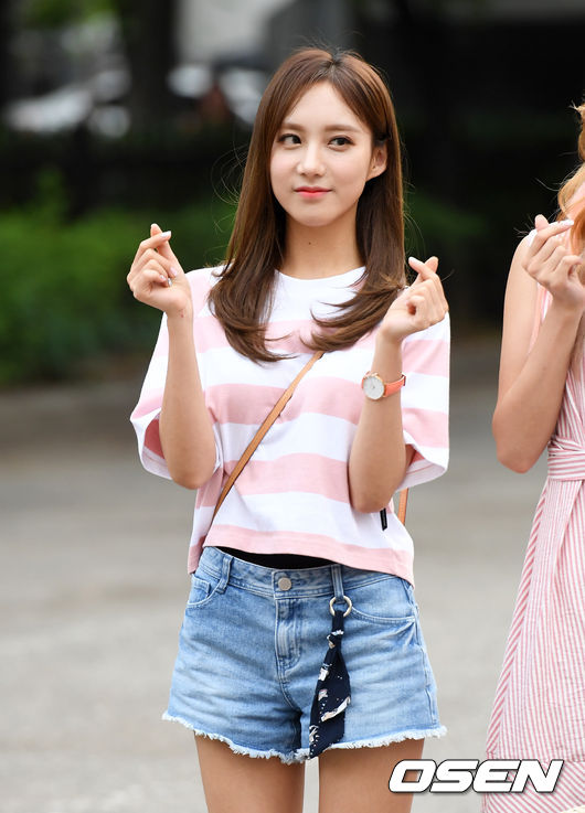 [사진]스텔라 소영, 깜찍한 손하트