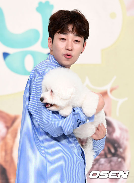 [사진]딘딘,친구 디디를 소개합니다