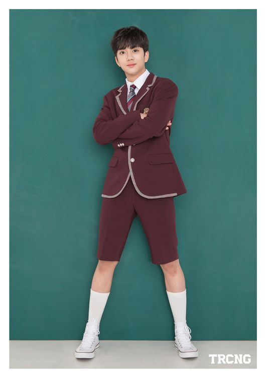 TRCNG 호현, 데뷔 7일만에 ‘더쇼’ MC..B.A.P 영재와 호흡