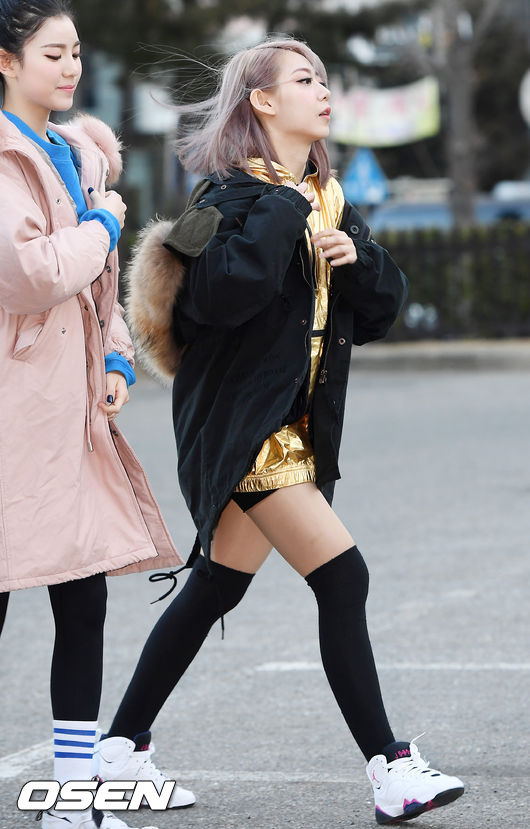 [사진]걸카인드 메딕진,강추위에도 각선미 포기 못해요