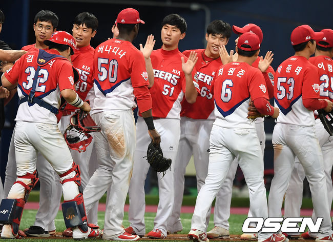 [사진]8-5 승리 KIA, 넥센 잡고 5위