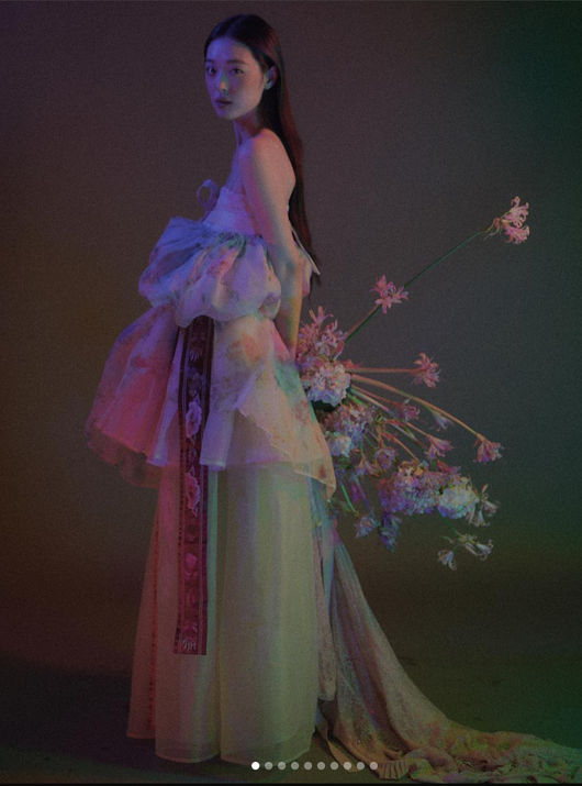 설리라 소화가능..추석맞이 몽환적 한복자태 “선물”[★SHOT!]