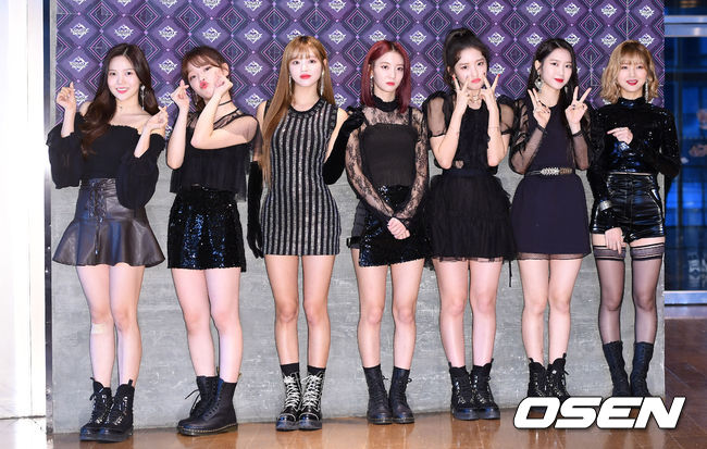 [사진]오마이걸,깜찍한 포즈