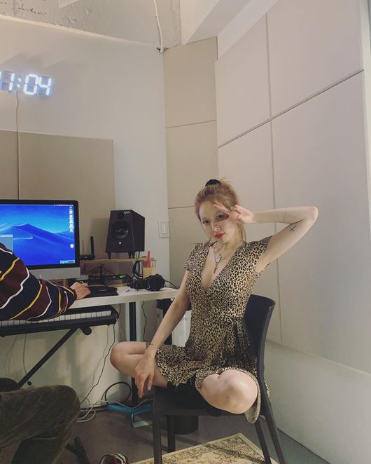 피사체에 애정 가득…이던, 직접 찍은 ♥현아 사진 공개 [★SHOT!]