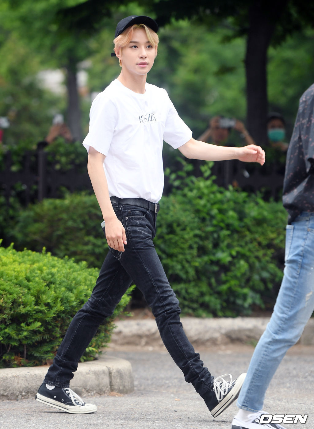 [사진]NCT127 정우,만찢남의 발걸음