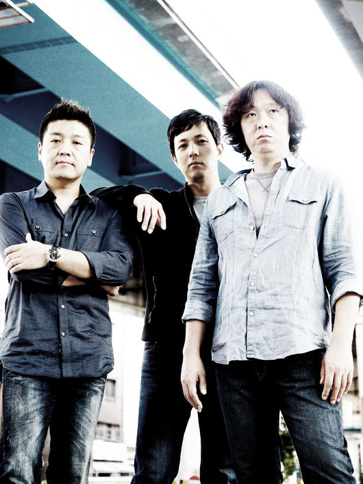 옥수사진관 “LP 느낌, 우리 음악도 그렇게 나왔으면” [3시의 인디살롱]