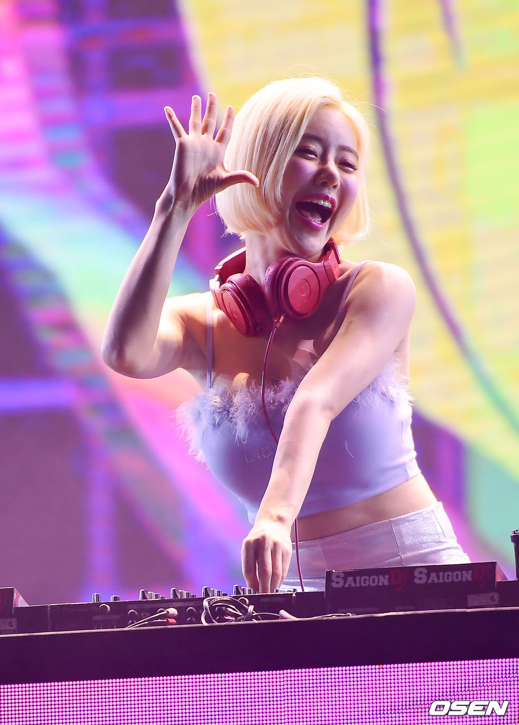 [사진]DJ 소다, 베트남 들리나요?