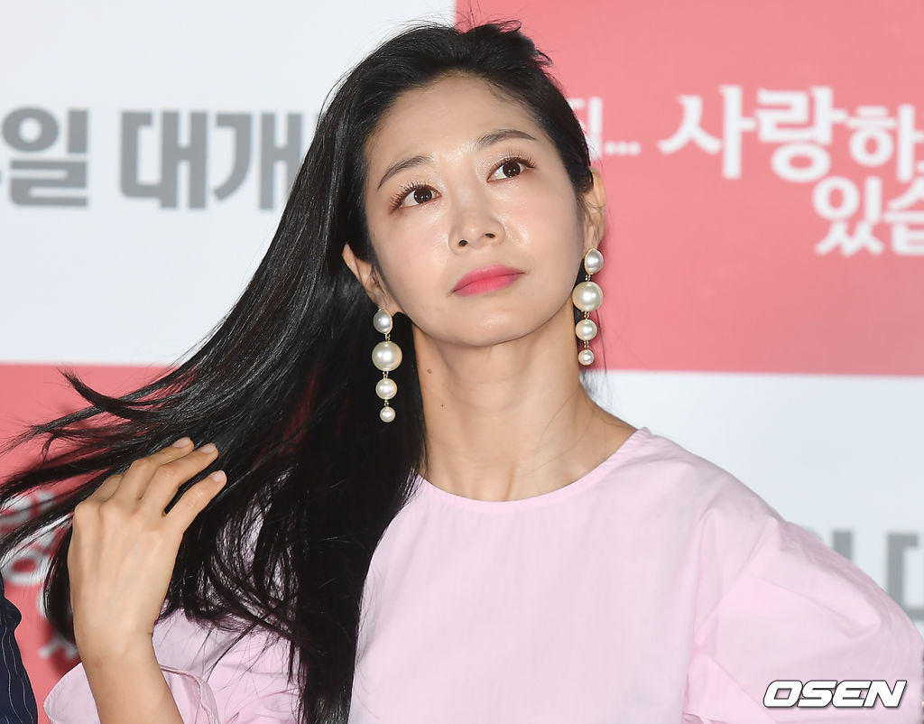 [사진]이나라,매력적인 미모