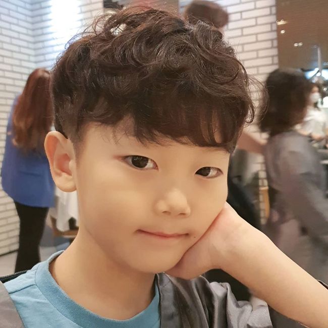 ‘대박이’ 이시안, 파마 후 훈남 매력 폭발..아빠 이동국 판박이 “멋쟁이”[Oh!마이 baby]