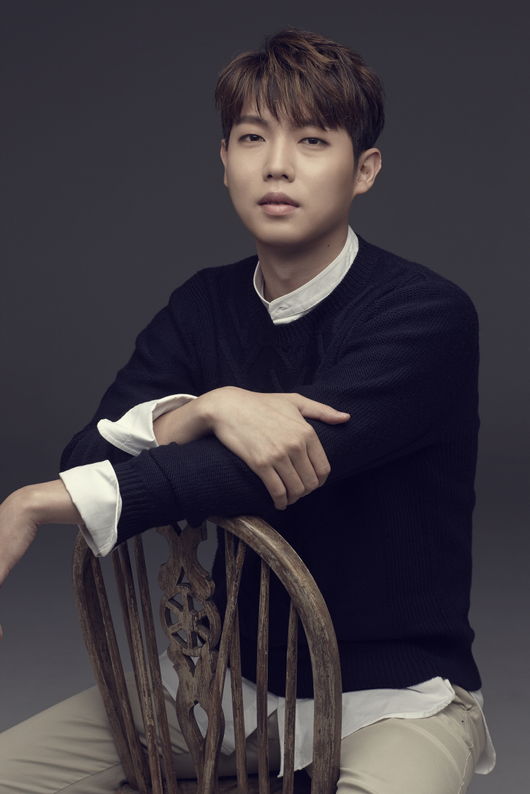 손태진, 권태은 음악감독 '런치송 프로젝트' 참여…'바라만 봐도 좋아요' 가창 [공식]
