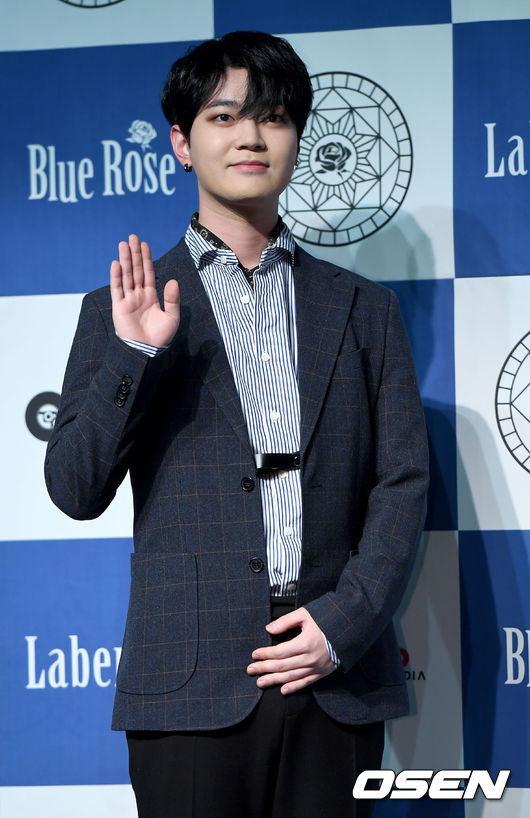 업텐션 비토, 코로나19 확진→출연 가수들 검사+더쇼 결방 가요계 비상 [종합]