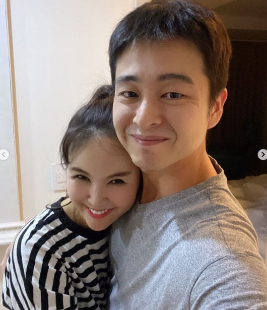 장영란, 얼굴 닳겠네‥♥한창에 늦게까지 나 기다린 거야? 달달 폭발 [★SHOT!]