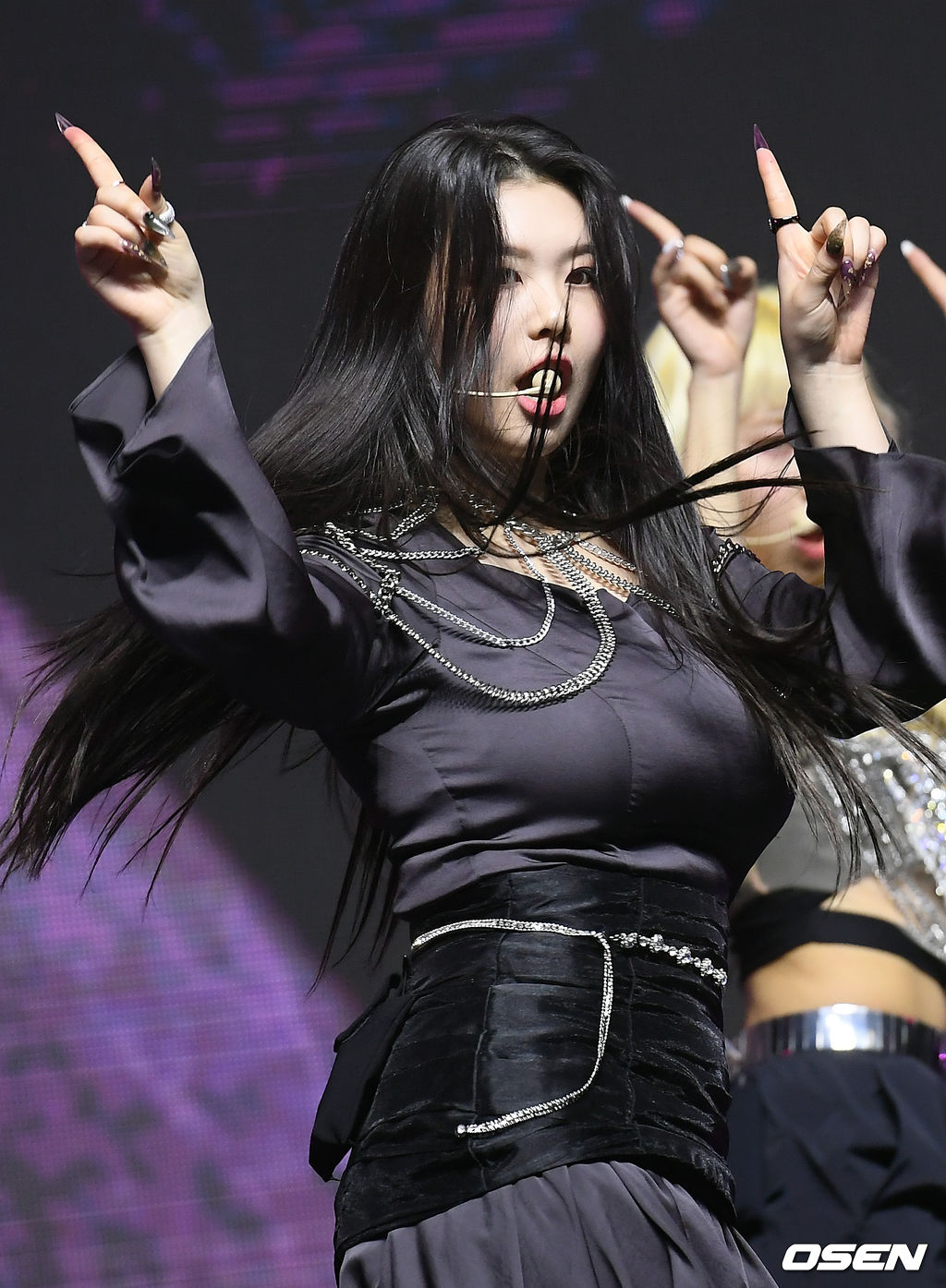 [사진]퍼플키스 수안, 독 묻은 뾰족 손톱