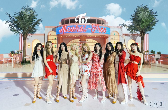특별한 여름 축제..트와이스, 美 엘렌쇼서 신곡 알콜-프리 퍼포먼스 최초 공개