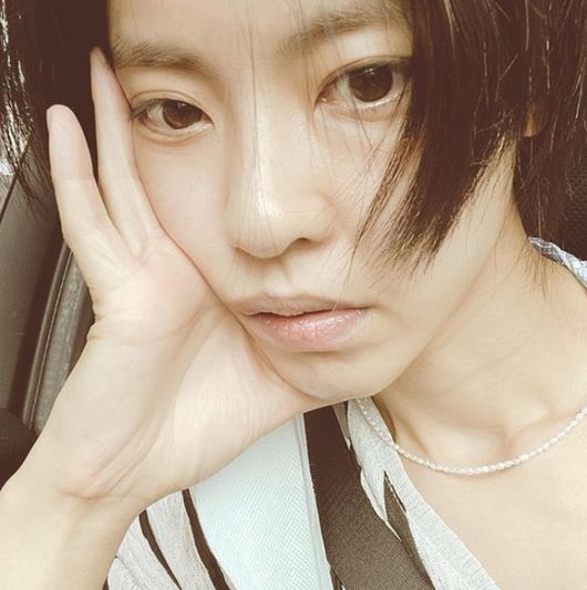 ‘치과의사♥’ 이윤지, 초근접 민낯 셀카에도 굴욕無...방부제 미모 클라스 [★SHOT!]