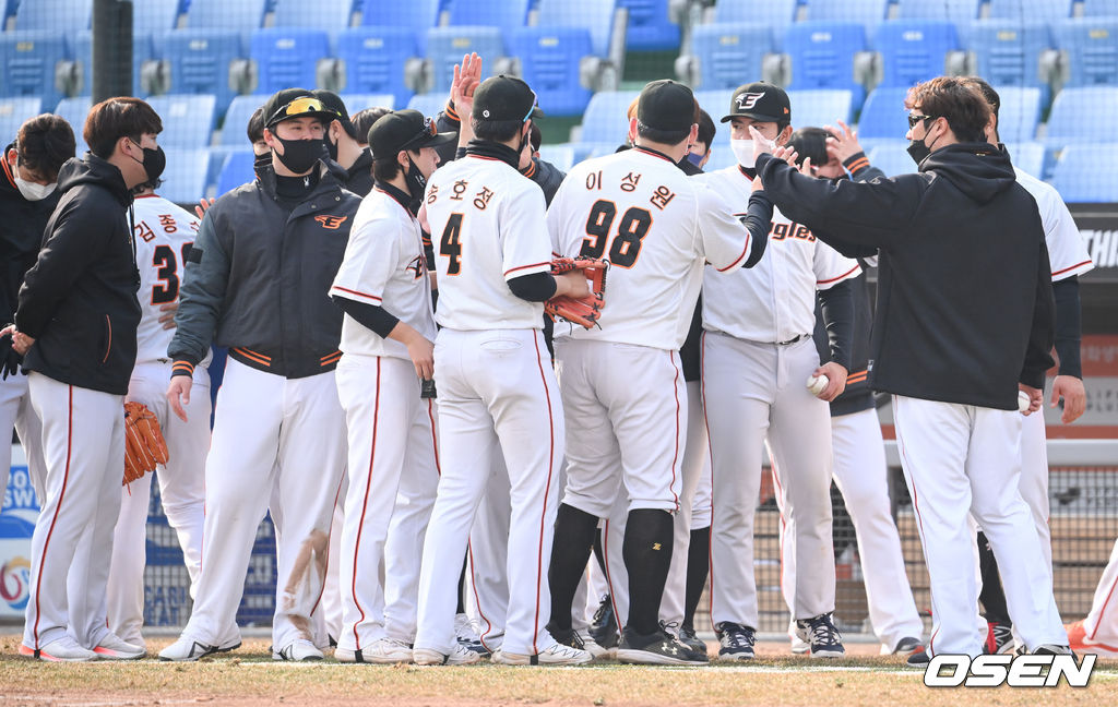 [사진]한화,'키움 상대 연습경기 5-1 승리'