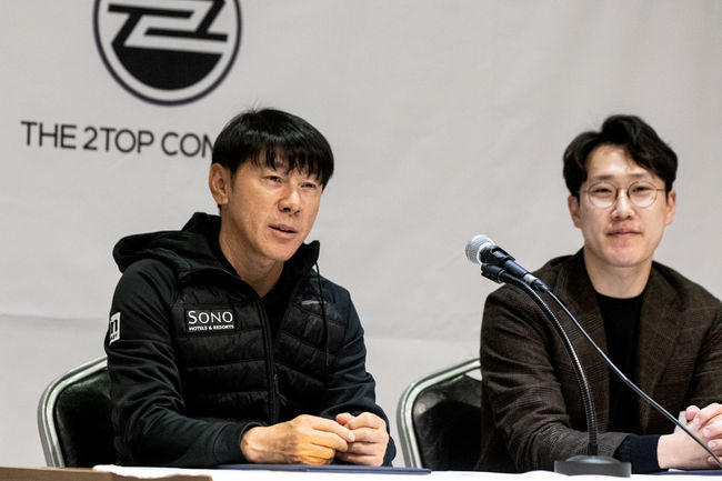 더투탑컴퍼니, 신태용 감독과 메타버스 IP 업무 협약 체결