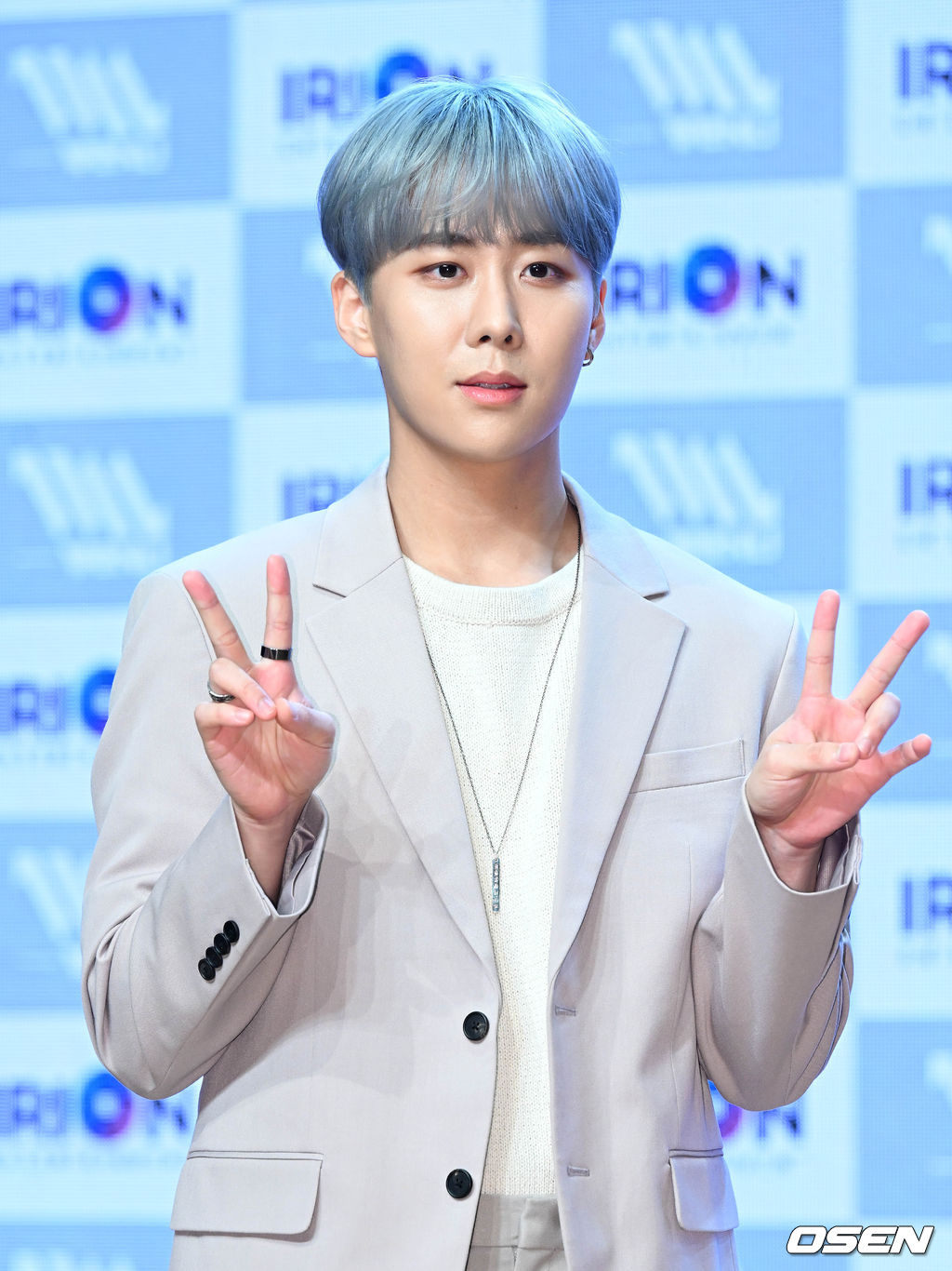 [사진]위앤유 박찬효, 하늘빛 머리