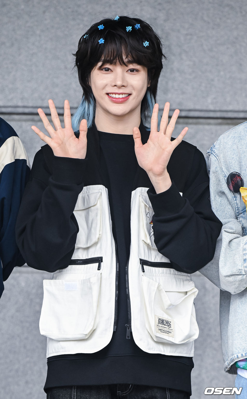 [사진]템페스트 한빈, 귀여운 손인사