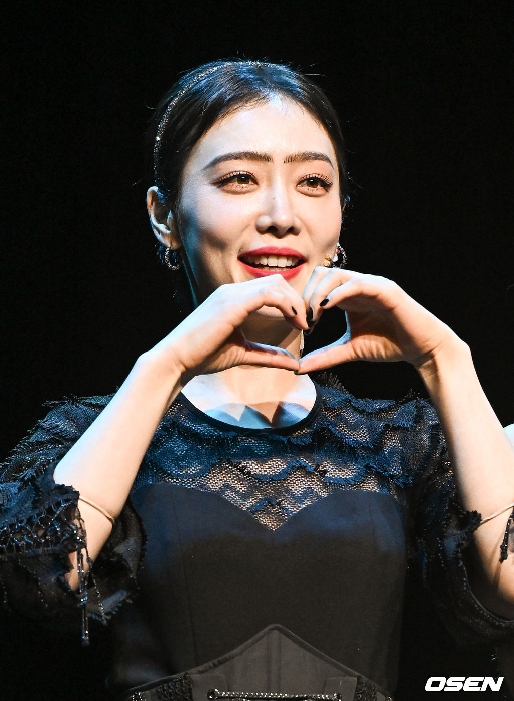 [사진]김히어라,뮤지컬 팬들 반가워요