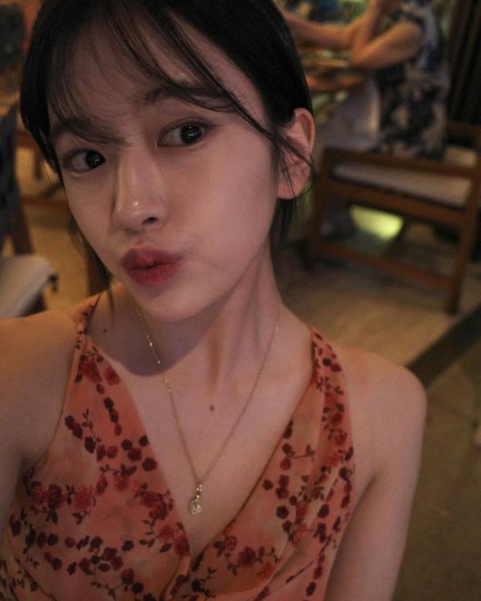 안유진, 짧은 휴가에 급 하와이行… “하루 전에 비행기 예약” 깜짝