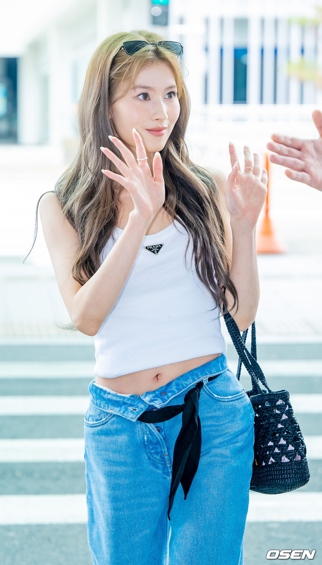 [사진]트와이스 사나,배꼽 미녀