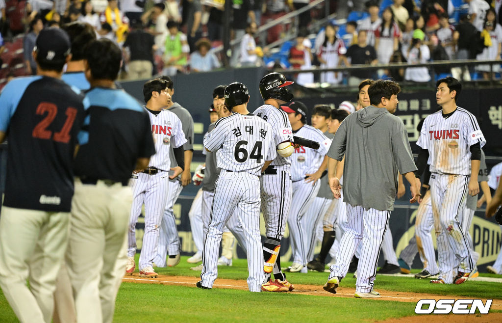[사진]LG, 아쉬운 패배