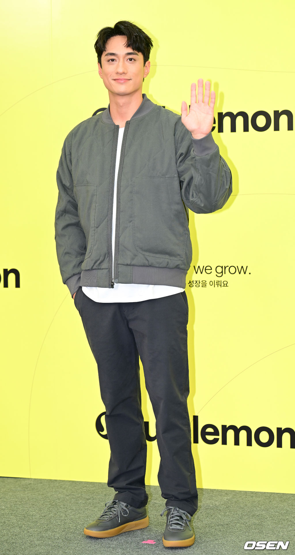 [사진]유준겸(테런스 라우),훈훈한 인사