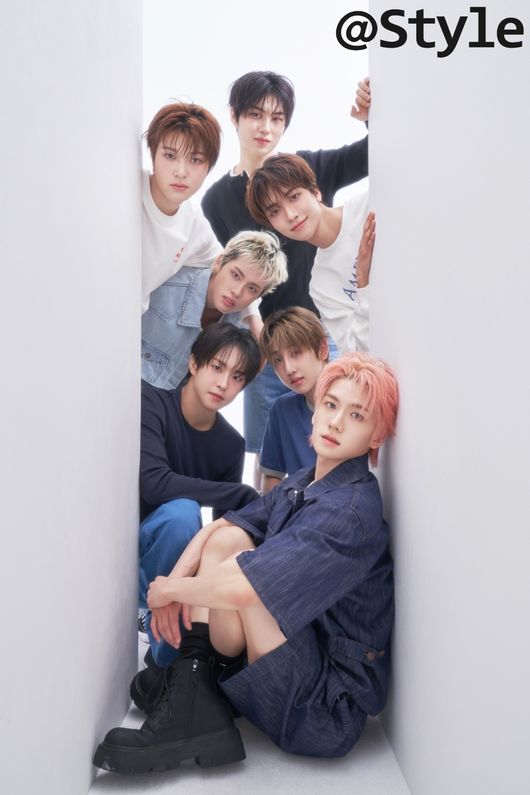 뉴비트 세계가 주목하는 아이돌로 성장하고파(화보)
