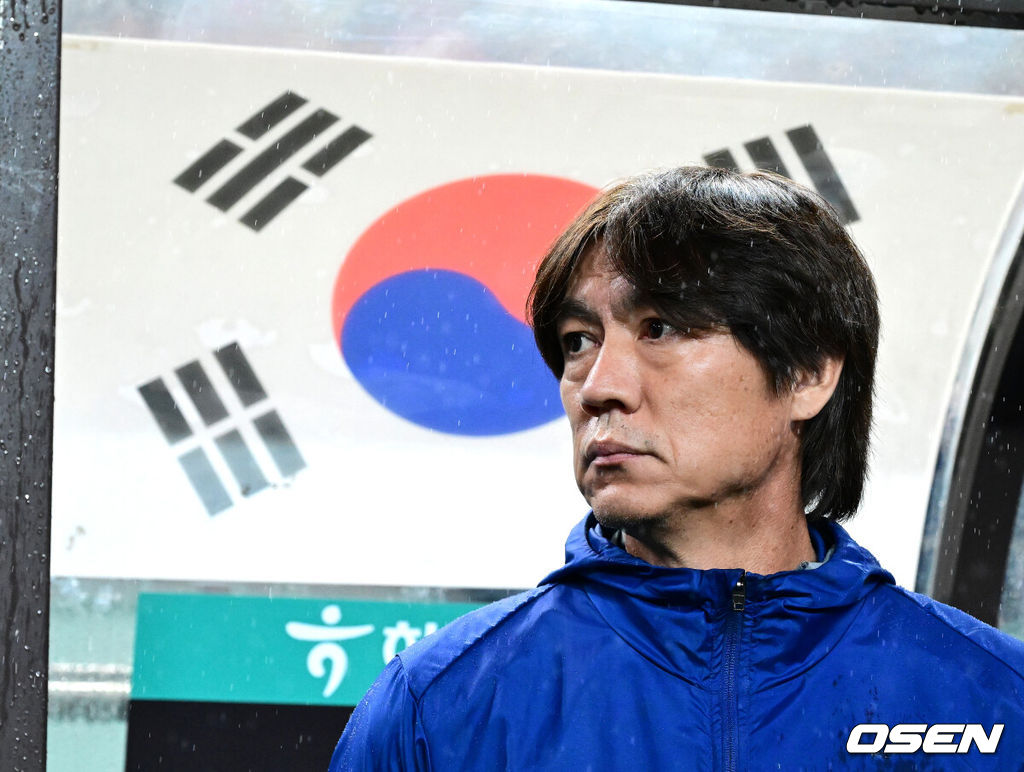 '손흥민·김민재·황인범' 빼고 다 바꿨다! '플랜B 스리백 유력' 홍명보호, 선발 8명 교체...파라과이전 명단 발표[오!쎈 서울]