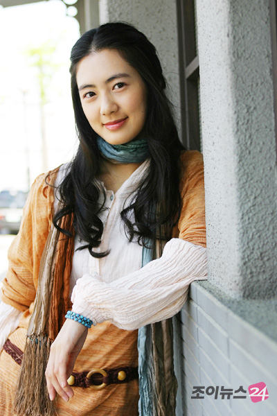 이요원, 패션 70s서 흘린 눈물만 10리터