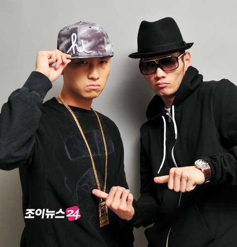 YMGA 멤버 DM 앨범 수익금 전액 기부