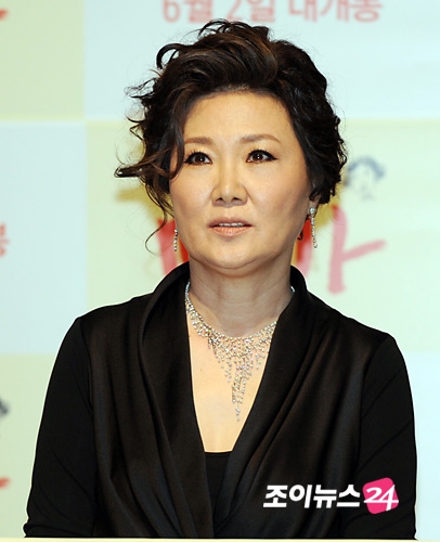 [포토]파격 헤어스타일 김해숙